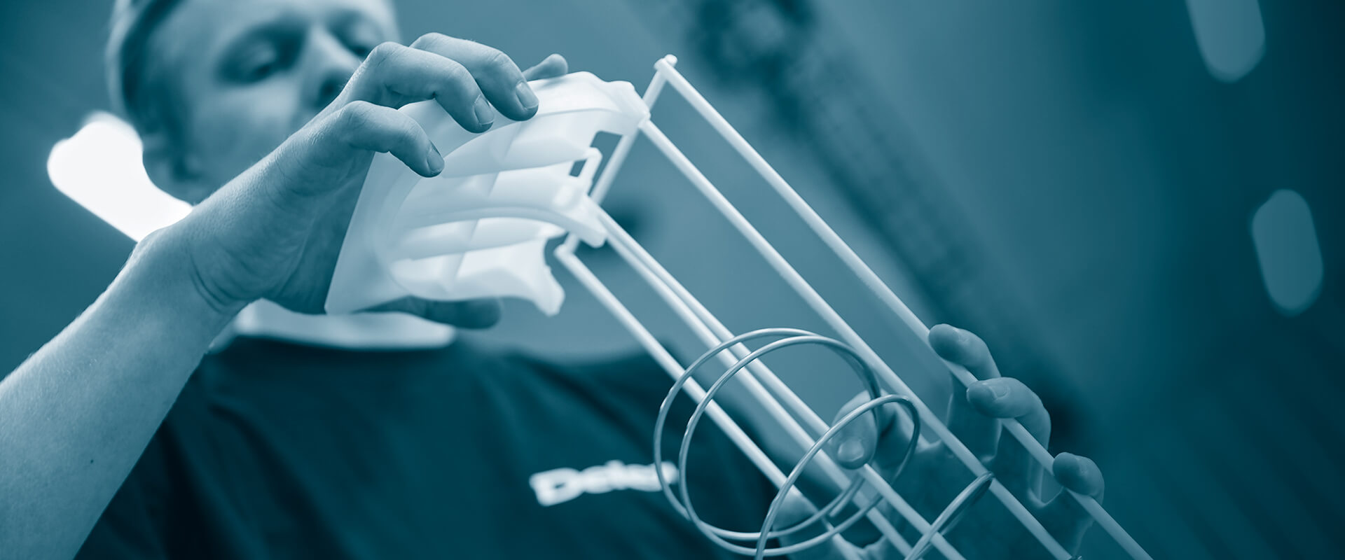 Assembly of bent components